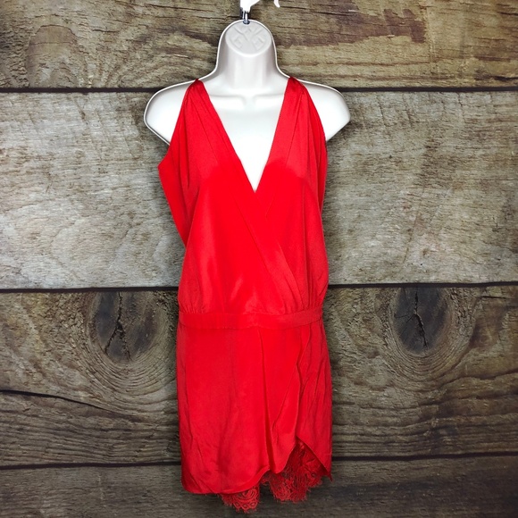 Michelle Mason Size 2 Red Dress Lace Underlay NEW - Picture 2 of 9